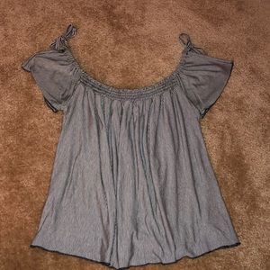 black and white short sleeve tie sleeve top